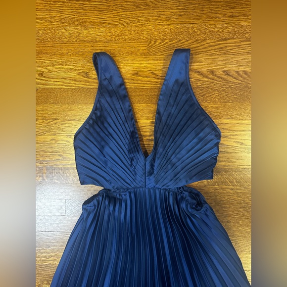 Abercrombie & Fitch dress - Picture 4 of 7